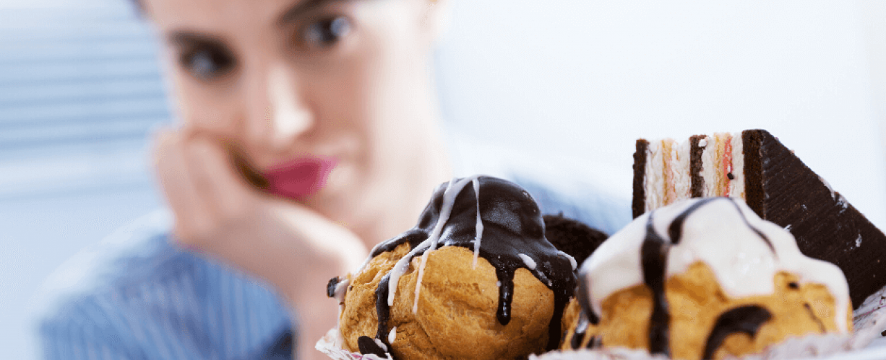 10 paprastų būdų, kaip sumažinti potraukį cukrui ir nesveikam maistui